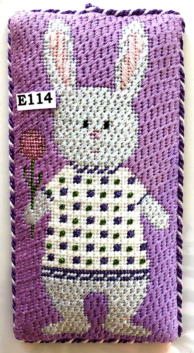 Sweet Little Bunny Girl E114