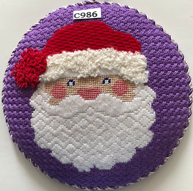 Smiley Santa C986