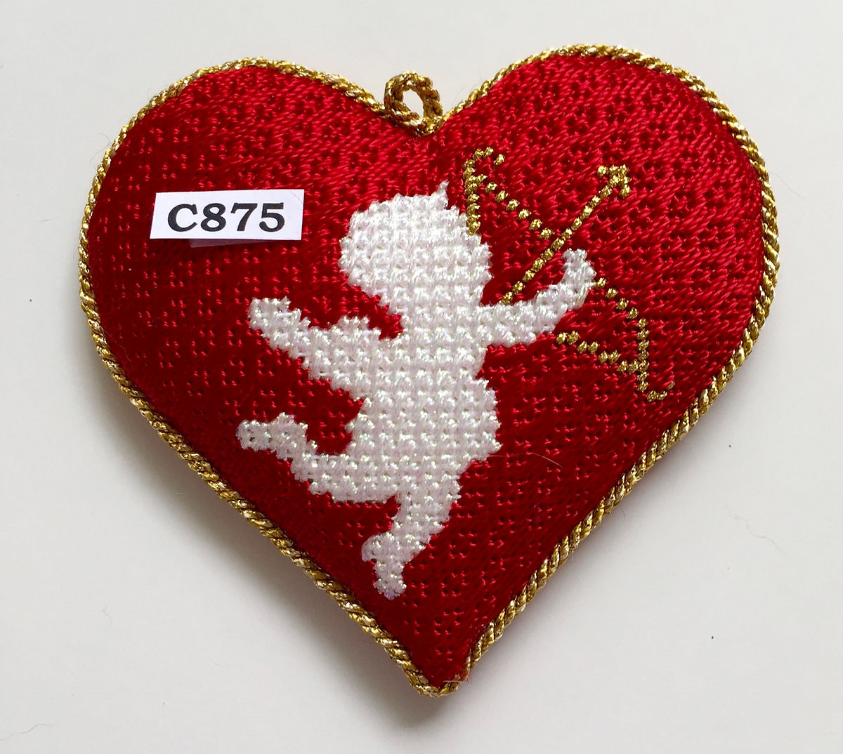 Cupid Takes Aim C875