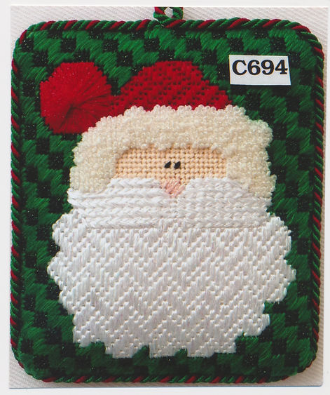 Traditional Santa C694
