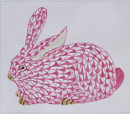 Herend-Inspired Crouching Fishnet Bunny – Pink w/ Gold (Facing Left) SST-31L