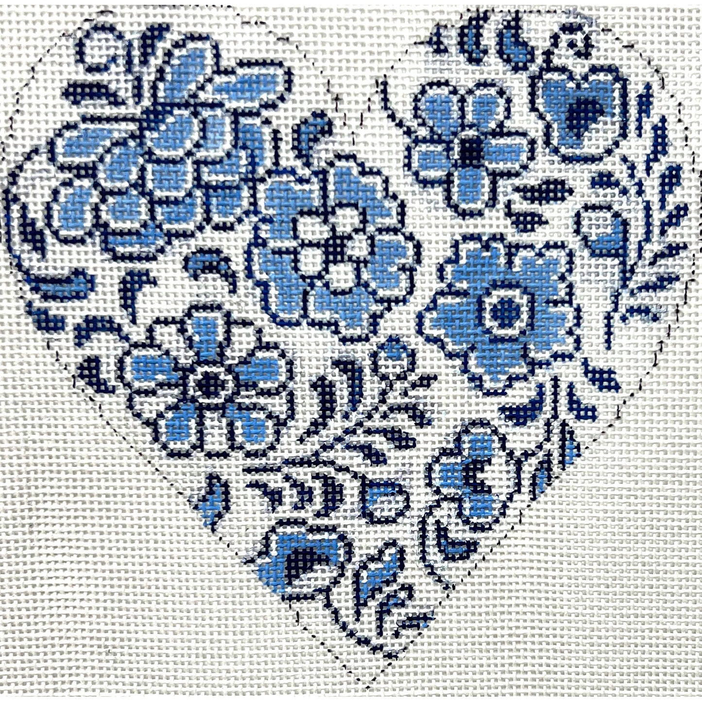 Blue And White Foral Heart 4463