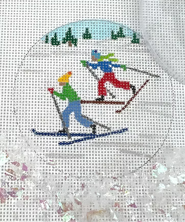 3” Round w/ Clear Dome & Confetti – Cross Country Skiers OMD-09