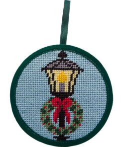 Lamp Post & Wreath SU7031