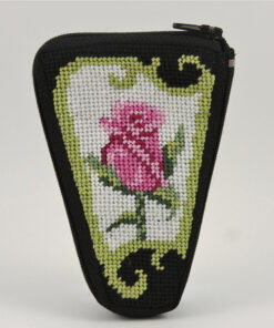 Pink Rose On Black SZ920