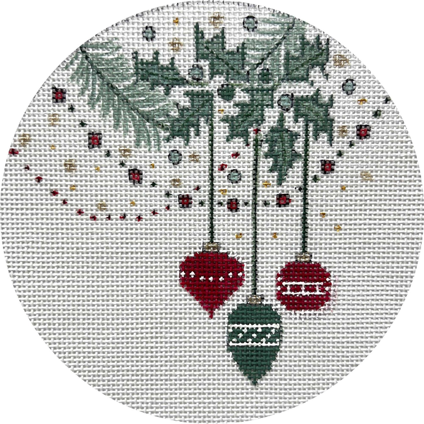 Garland With Ornaments X619